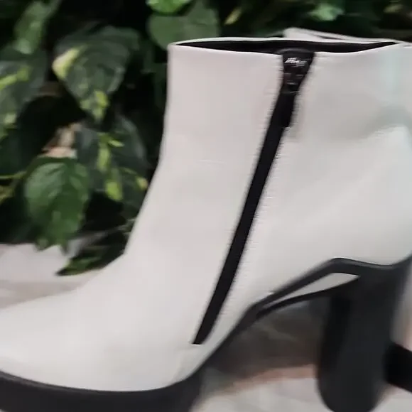 Ecco Runway Inspired Shape Sculpted Motion 75 White Ankle Boots 42 - Picture 7 of 16